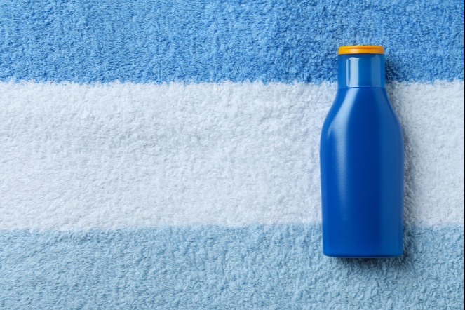 prohibido-bloqueador-solar-cancun-sailing-1